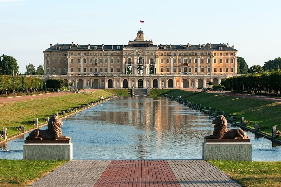 Константиновский Дворец